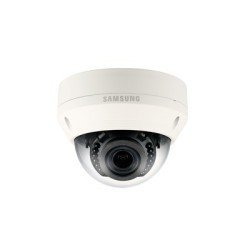 Cámara IP Samsung tipo domo 1.3 mp HD, ir/d-n, IP66 /varifocal 2.8-12mm, dWDR, video análisis wlite